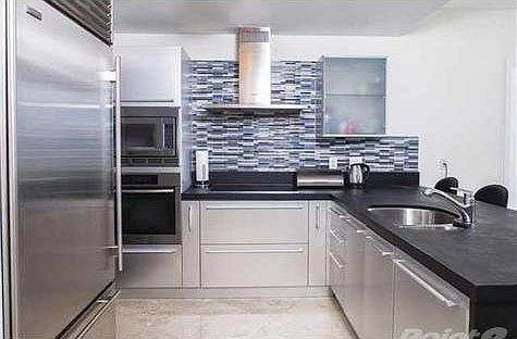 4th image of 18201 Collins Ave #1003