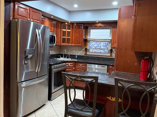 1106 91st Street image 7 of 22