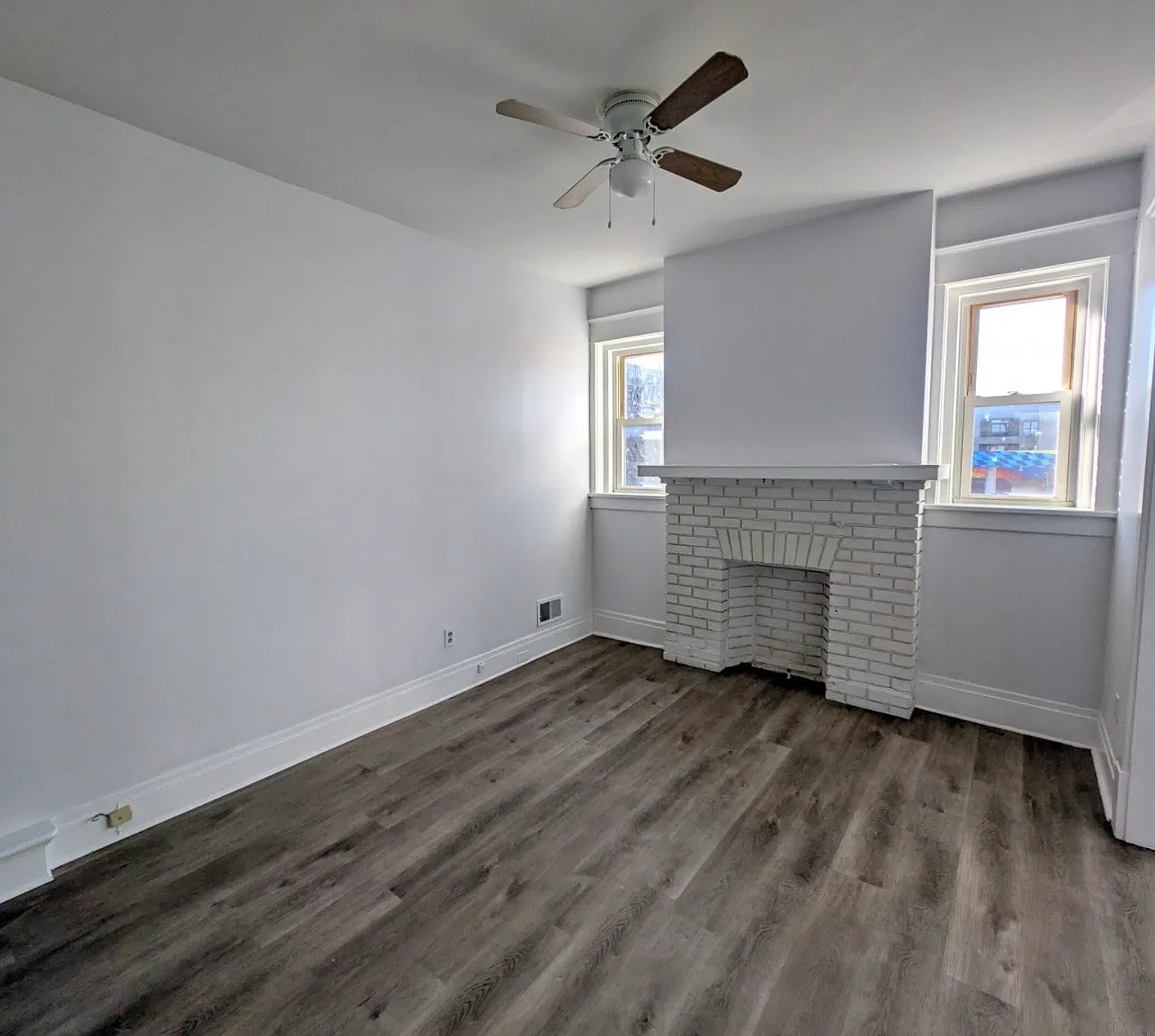 1 bed, 950 sqft, $975 — Photo 1