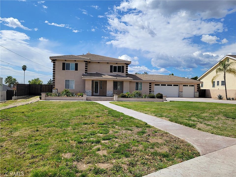 1st image of 3650 El Camino Dr