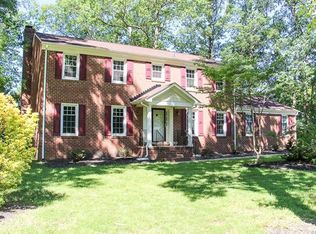 4201 N Cresthill Ct, Chester, VA 23831