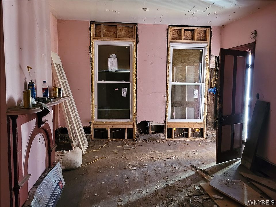 261 Adams St, Buffalo, NY 14206 Zillow