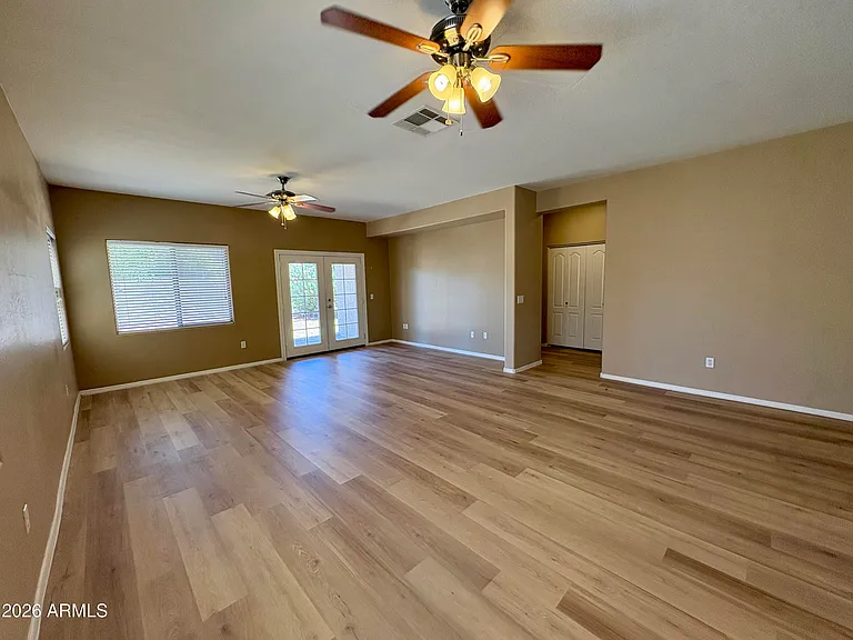 8234 W Salter Dr — Photo 10