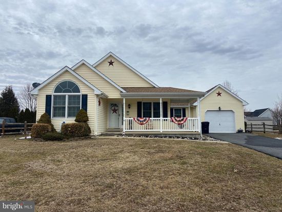 6 Rosario Rd, Smyrna, DE 19977