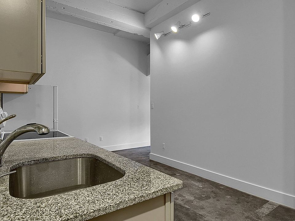 1st image of 4901 Pernod Ave APT 6