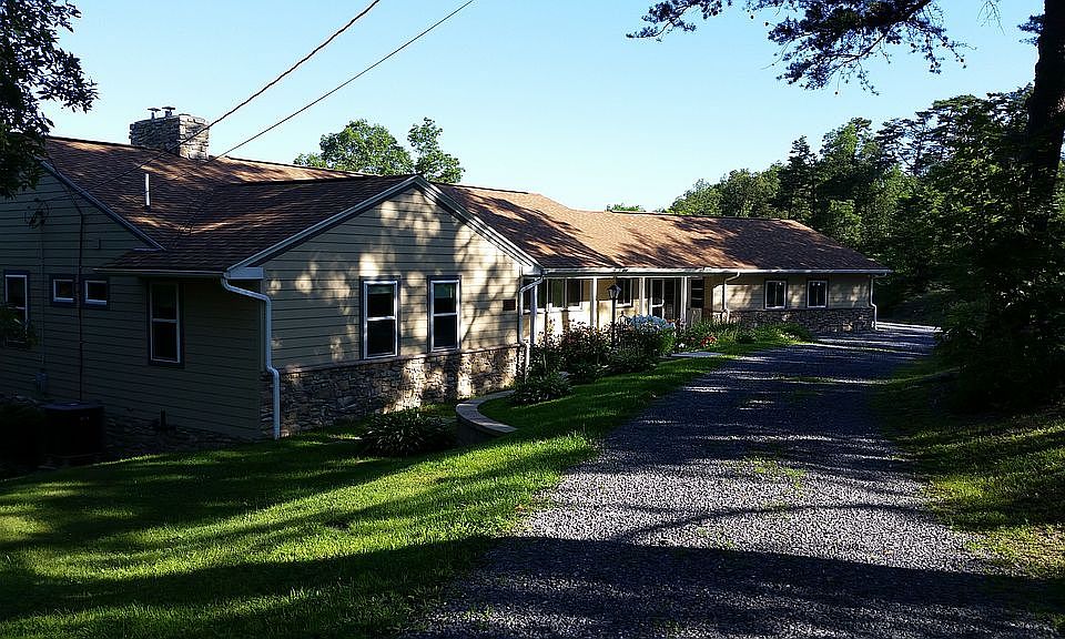 2nd image of 11012 Piney Ridge Rd