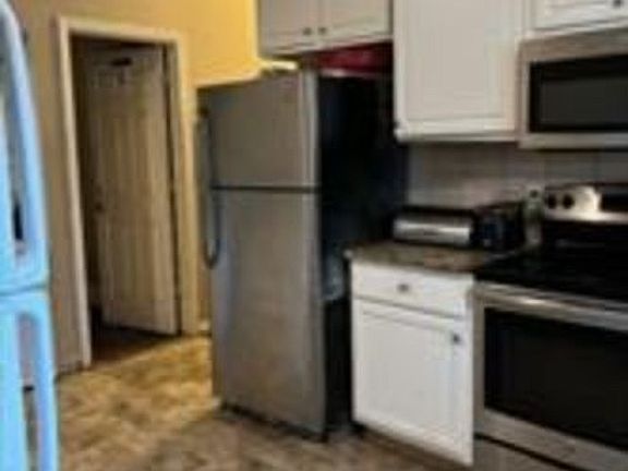 5th image of 404 Fletcher St SW #2