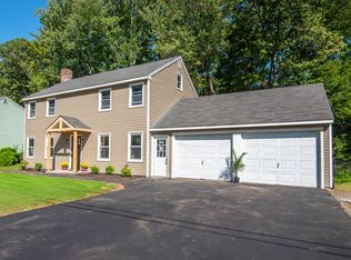 11 Chatham St, Nashua, NH 03063