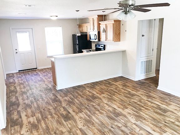 2nd image of 5708 Ridge Ave
