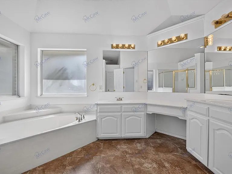 305 Brazil Dr — Photo 30