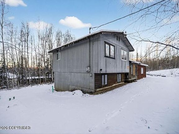 2nd image of 19535 Spruce Crest Dr