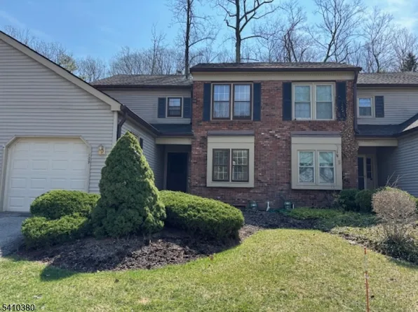 109 Goldfinch Dr, Allamuchy Twp., NJ 07840