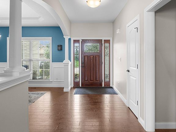 4th image of 3628 Westmoreland Dr W