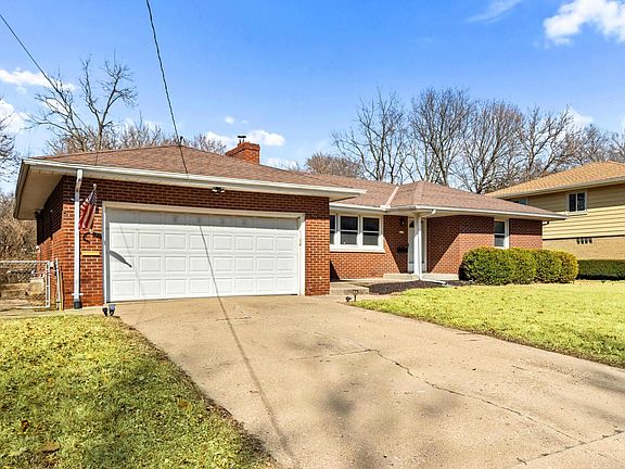 2nd image of 2119 W Westbrook Dr