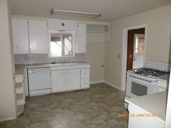 5th image of 16006 124th Ave NE
