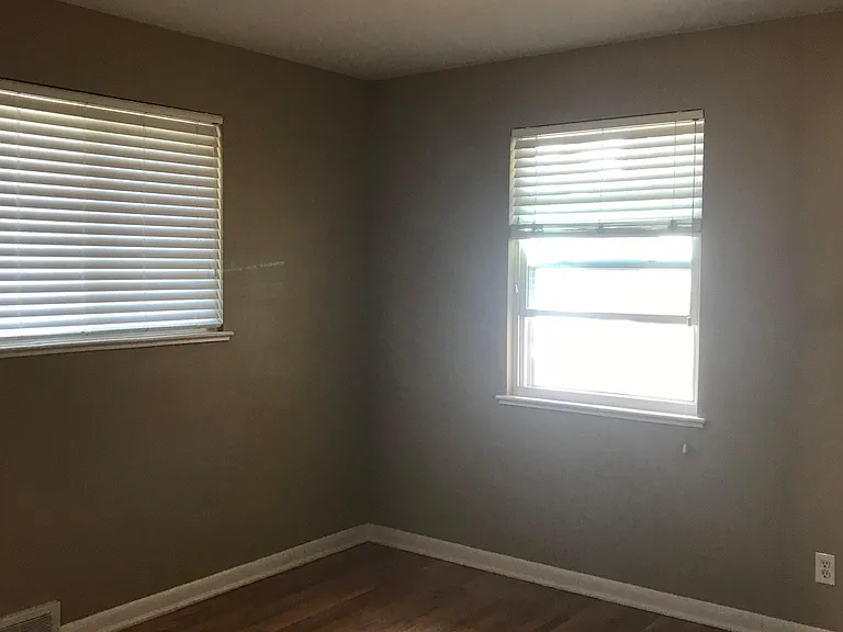 Bedroom #1