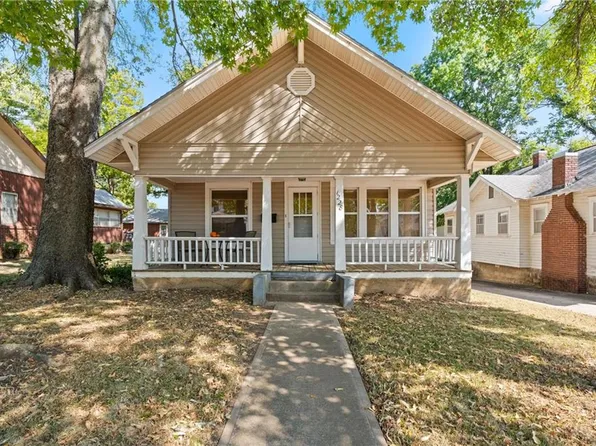 1228 N 5th St, Independence, KS 67301
