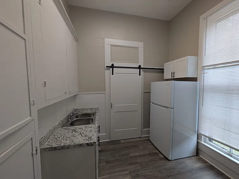 822 E Carson St #5 — Photo 13