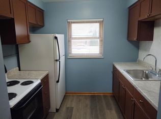 6475 Ridge Rd APT 4, Parma, OH 44129