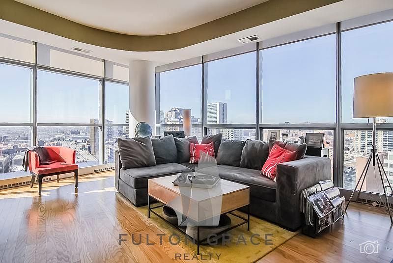1st image of 303 W Ohio St #1807AA