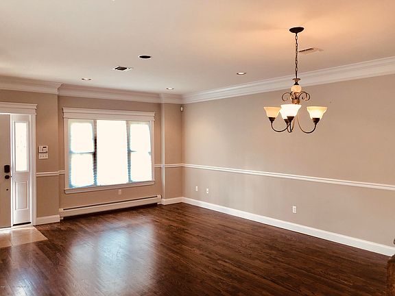 2nd image of 27 Malibu Ct #1