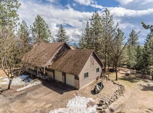 10852 W Hidden Valley Rd, Rathdrum, ID 83858