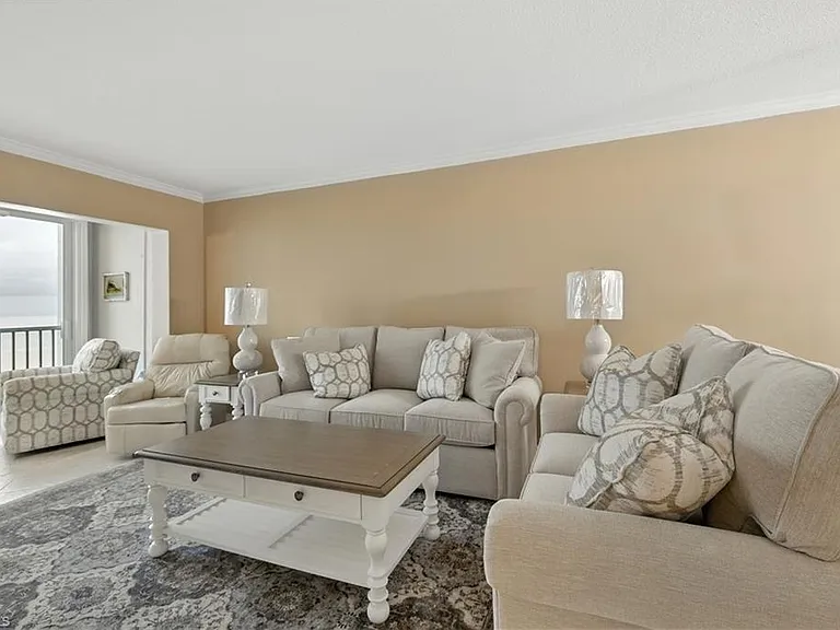 26000 Hickory Blvd #204 — Photo 12