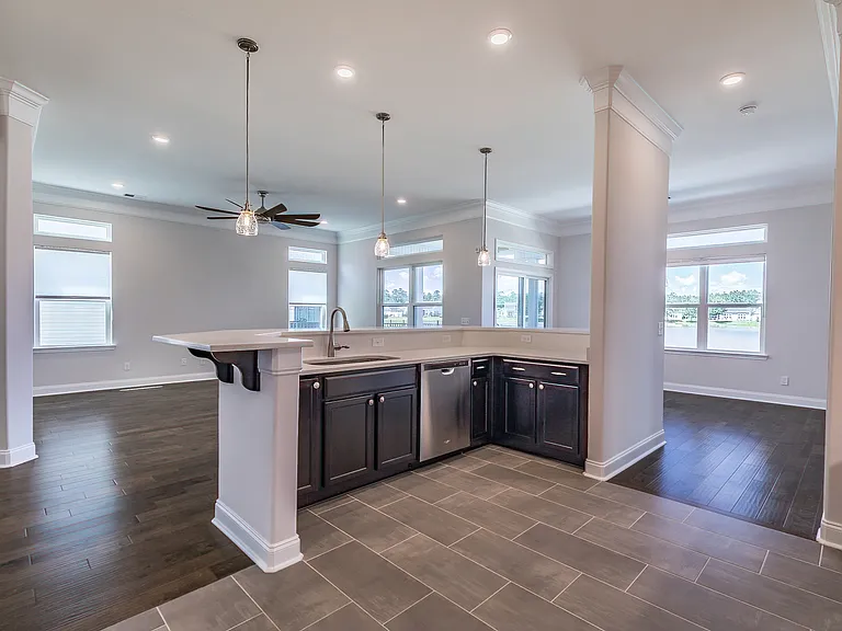 327 Fort Sullivan Dr — Photo 12