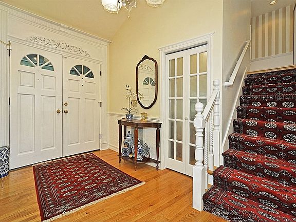 3rd image of 3811 203rd Ave NE