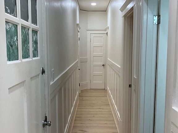 3rd image of 562 Hayes St APT 3