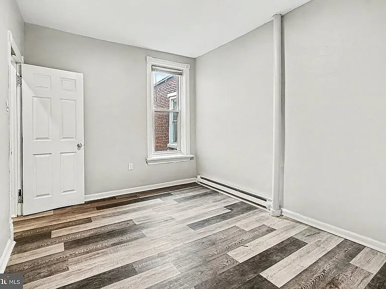 265 Peffer St #2 — Photo 6