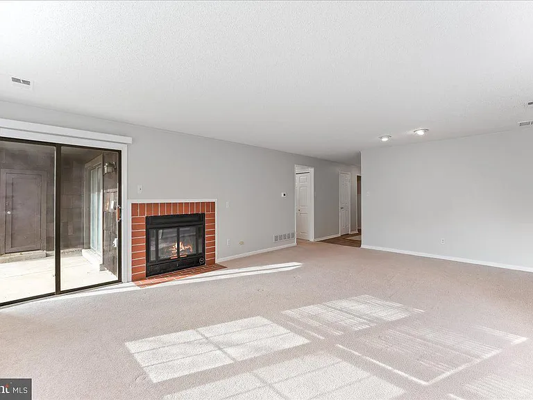 44 Witherspoon Ct #137 — Photo 14
