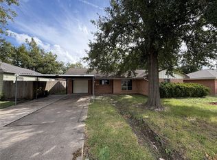 2226 Silverbonnet St, Houston, TX 77055