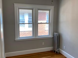 862 Nottingham Rd APT 2N, Grosse Pointe Park, MI 48230