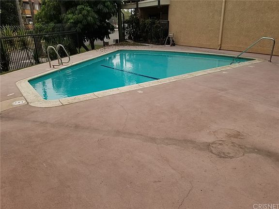 4th image of 14402 Chandler Blvd #305