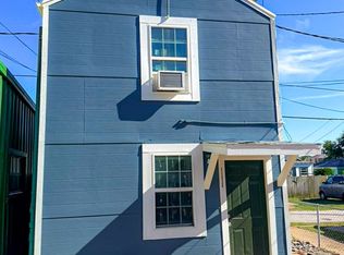 615 Church St, Galveston, TX 77550