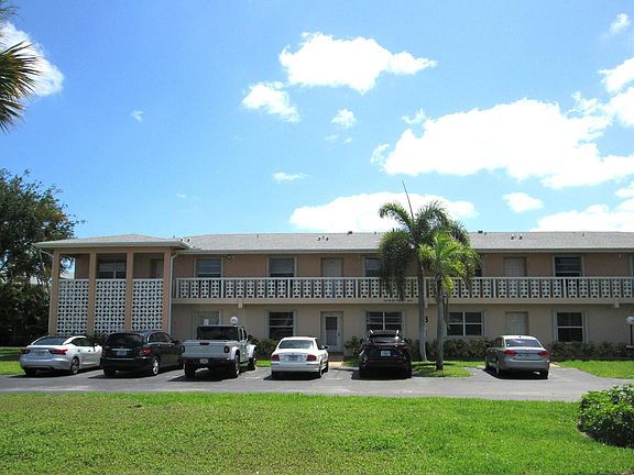 4th image of 1830 NW 18th Street #201