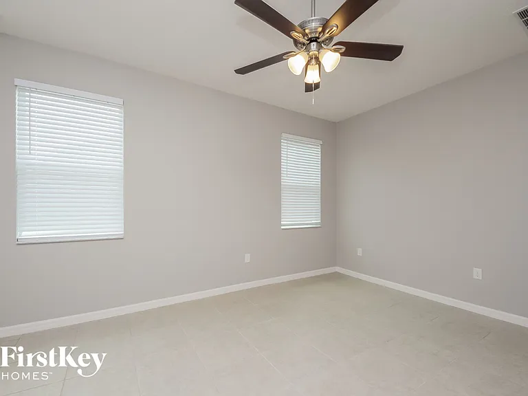 1161 Merion Dr — Photo 10