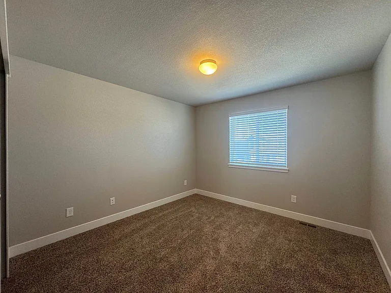 3173 Loot Dr — Photo 17