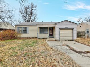 2735 S Hydraulic Ave, Wichita, KS 67216