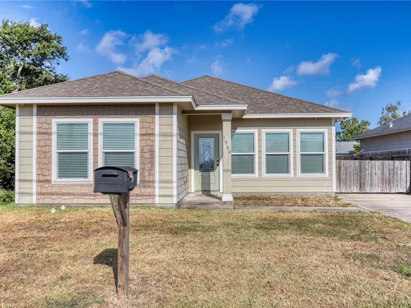 1950 Sandy Way, Corpus Christi, TX 78418