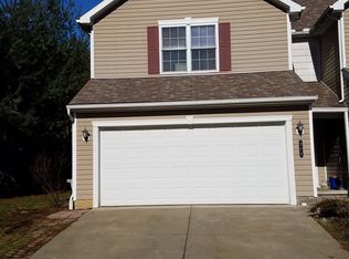 312 Glencoe Ln, Morgantown, WV 26508