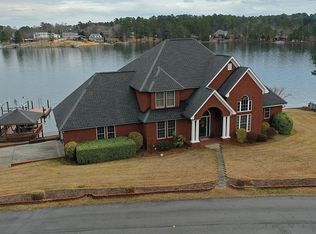 1542 Bombing Range Rd, Gilbert, SC 29054