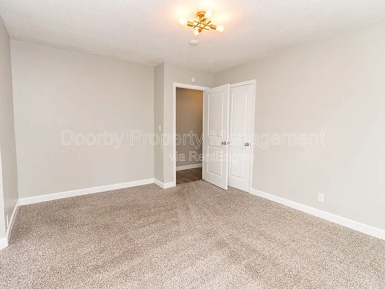 3629 Thrushwood Dr — Photo 12