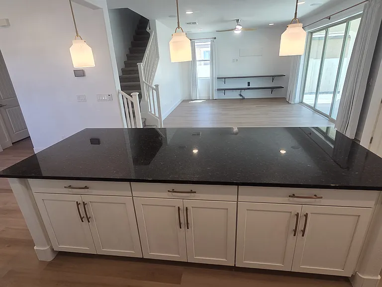 5220 S Hadron — Photo 11