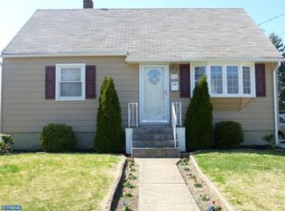 230 Salem Ave, Bellmawr, NJ 08031