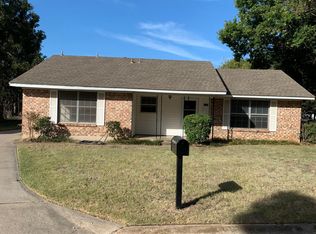 1905 Westchester St, Denton, TX 76201