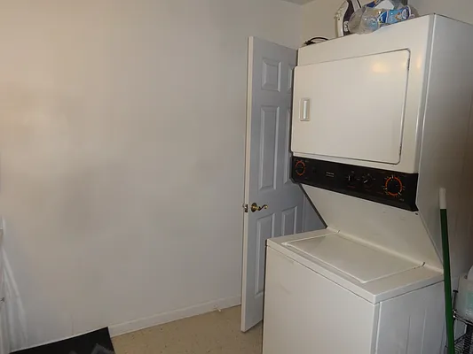 Rented by Blue Egg Realty Corp | media 20