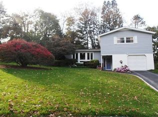 34 Lark Ave, White Plains, NY 10607