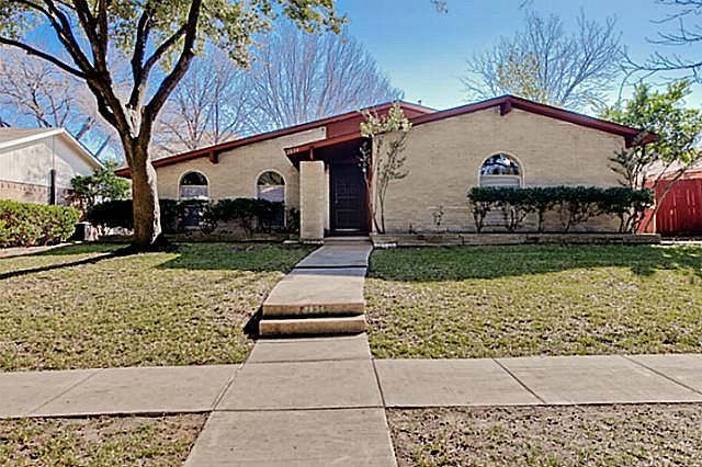 1st image of 2834 Clover Valley Dr
